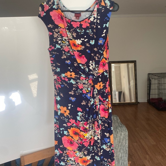 Floral sundress with waist knot - Picture 2 of 4